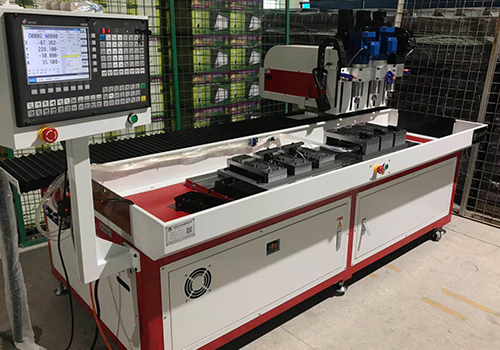 為什么企業(yè)都喜歡使用自動(dòng)鉆孔機(jī)?