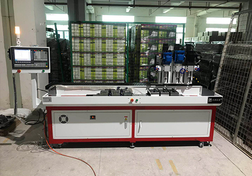 為什么企業(yè)都喜歡使用自動(dòng)鉆孔機(jī)?