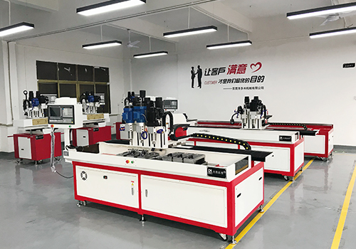 為什么企業(yè)都喜歡使用自動(dòng)鉆孔機(jī)?